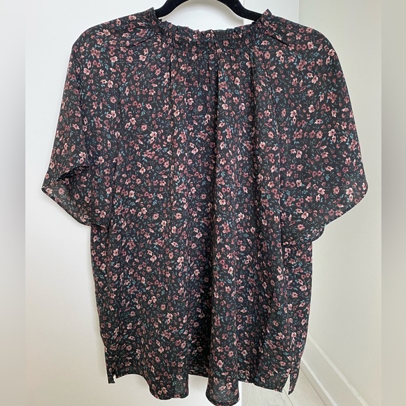 RW&CO floral short sleeve blouse - Picture 3 of 4